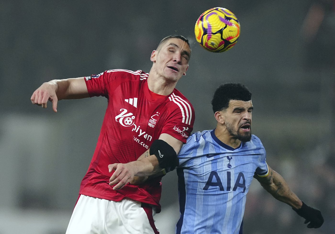 Haaland penalty failure and Fernandes red card pile on woes for City and United in Premier League | iNFOnews.ca