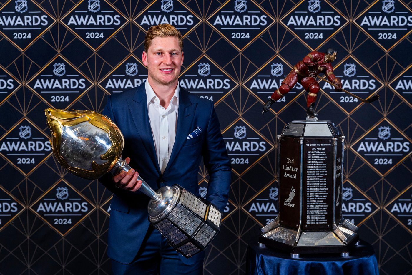 Who's got Hart? AP picks the NHL MVP and other top awards as the playoffs arrive | iNFOnews.ca Who's got Hart? AP picks the NHL MVP and other top awards as the playoffs arrive | iNFOnews.ca