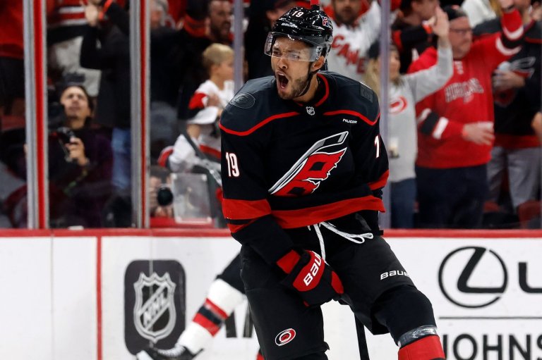 Hurricanes defenseman K'Andre Miller scores twice in his Carolina debut after trade from Rangers | iNFOnews.ca