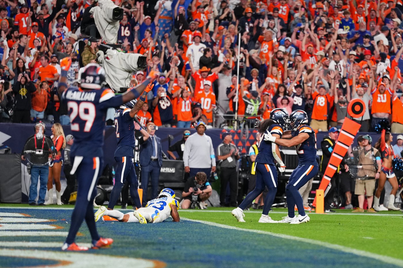 Broncos safety Talanoa Hufanga’s ball-machine grind pays off with pair of picks in win over Rams | iNFOnews.ca Broncos safety Talanoa Hufanga’s ball-machine grind pays off with pair of picks in win over Rams | iNFOnews.ca