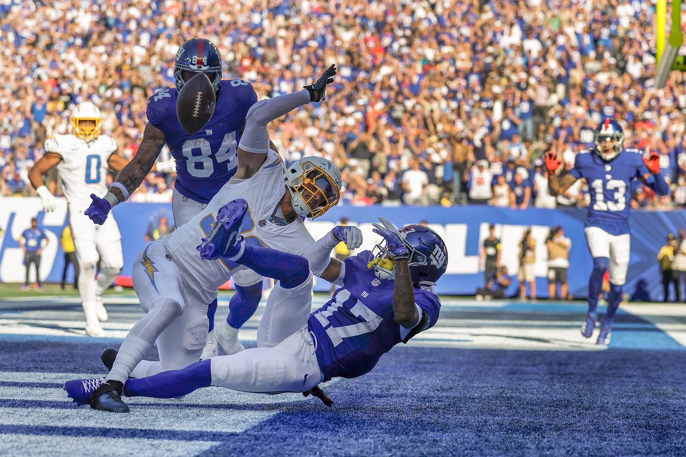 Ravens agree to send pass rusher Oweh to the Chargers for safety Alohi Gilman | iNFOnews.ca Ravens agree to send pass rusher Oweh to the Chargers for safety Alohi Gilman | iNFOnews.ca