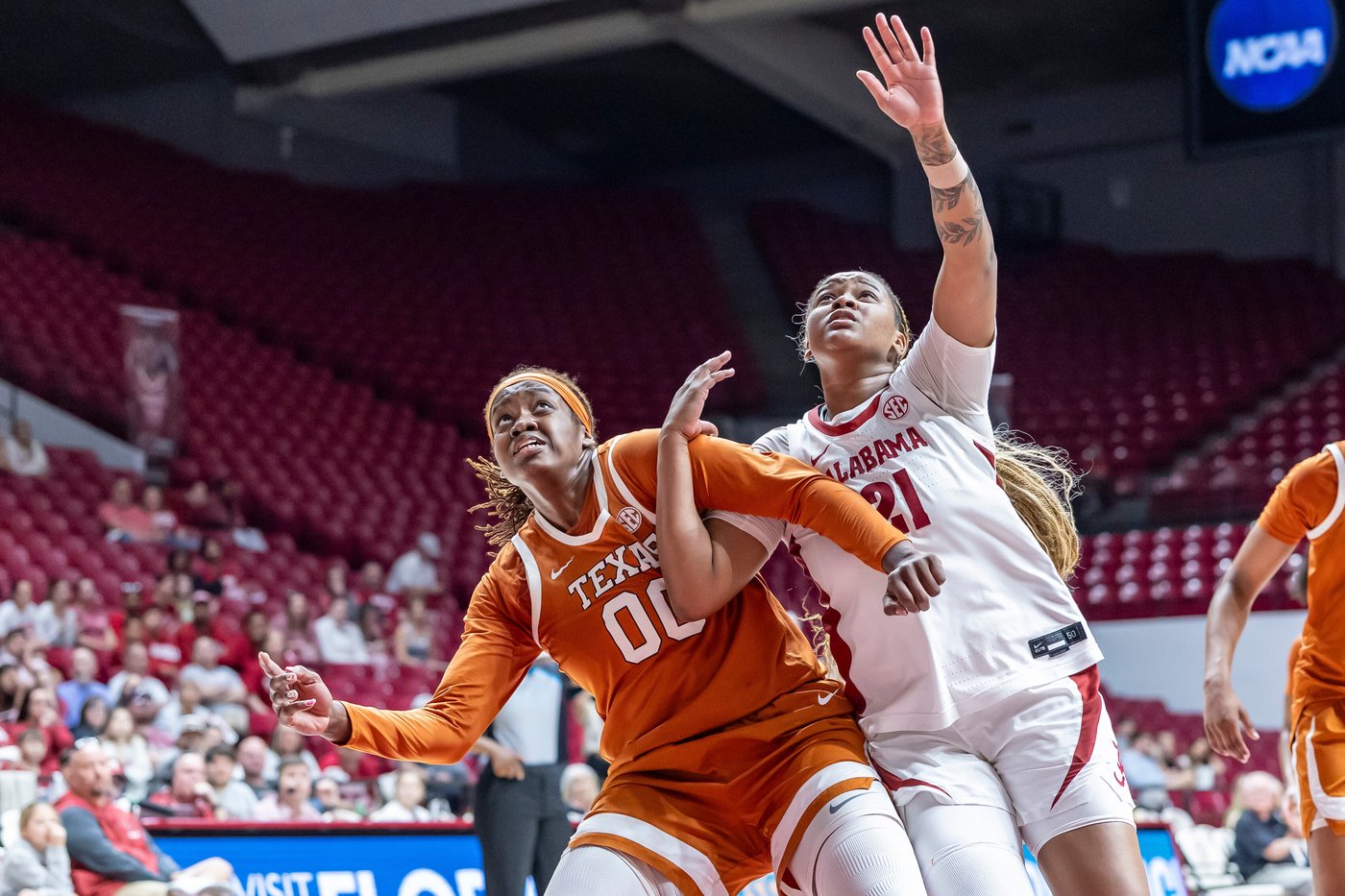 Madison Booker scores 21 to lead No. 4 Texas women over No. 24 Alabama 72-65 | iNFOnews.ca Madison Booker scores 21 to lead No. 4 Texas women over No. 24 Alabama 72-65 | iNFOnews.ca