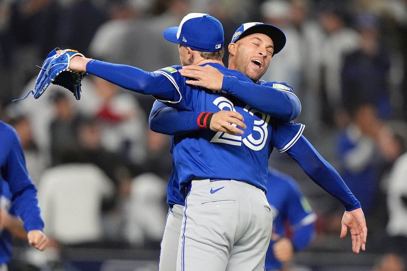 Photo Gallery: Blue Jays beat Yankees in Game 4 | iNFOnews.ca