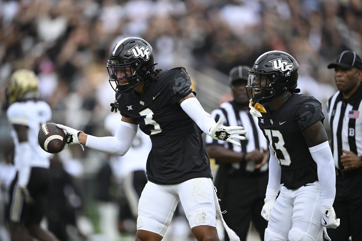 Shedeur Sanders throws for 290 yards, 3 TDs to lead improved Colorado to 48-21 rout of UCF | iNFOnews.ca Shedeur Sanders throws for 290 yards, 3 TDs to lead improved Colorado to 48-21 rout of UCF | iNFOnews.ca