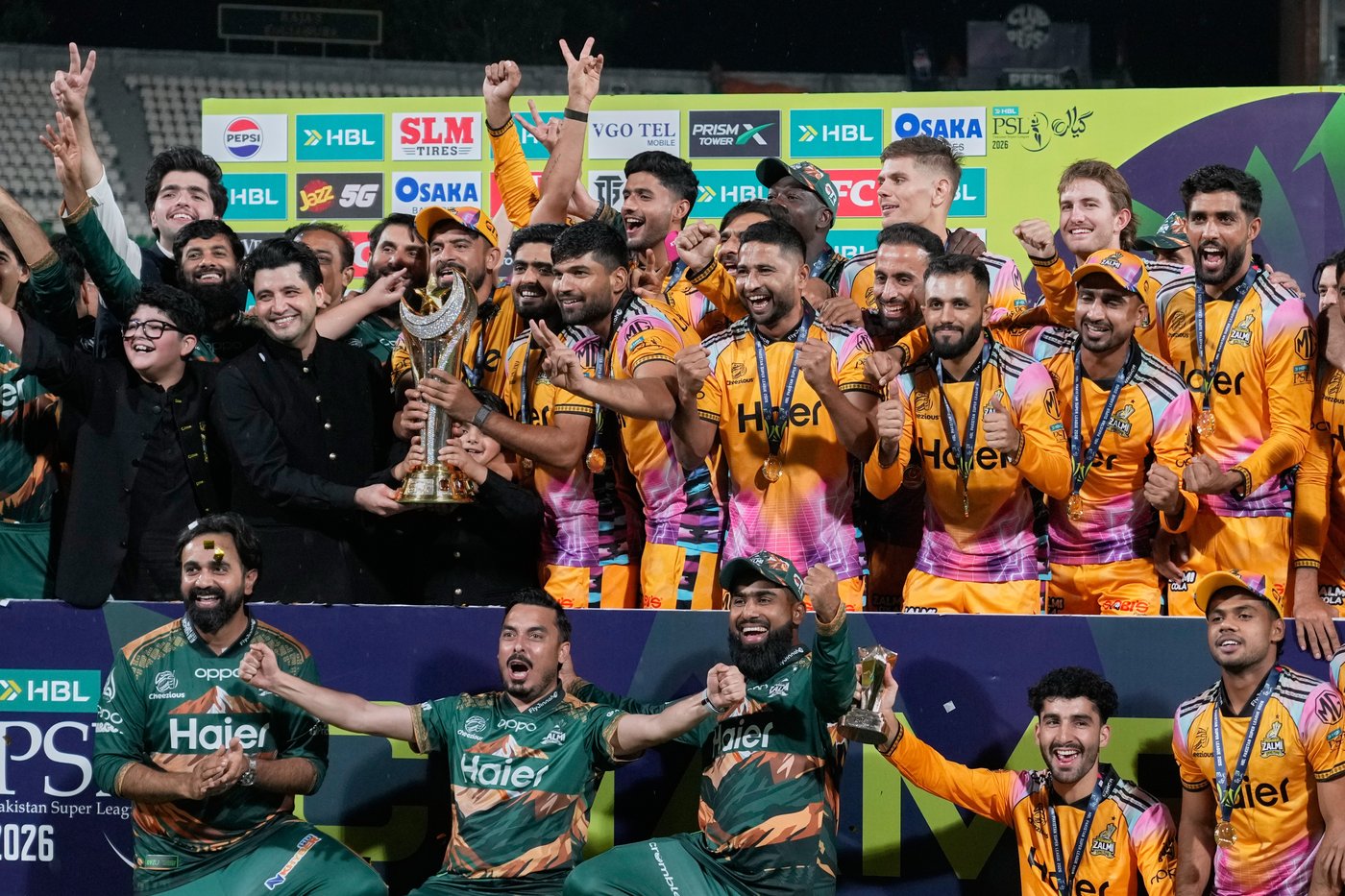Hardie stars with ball and bat to lead Peshawar to first PSL cricket title since 2017 | iNFOnews.ca Hardie stars with ball and bat to lead Peshawar to first PSL cricket title since 2017 | iNFOnews.ca