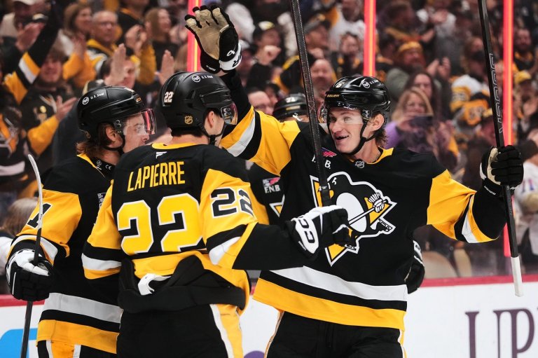Penguins blank Panthers 4-0, spoiling Black’s debut | iNFOnews.ca