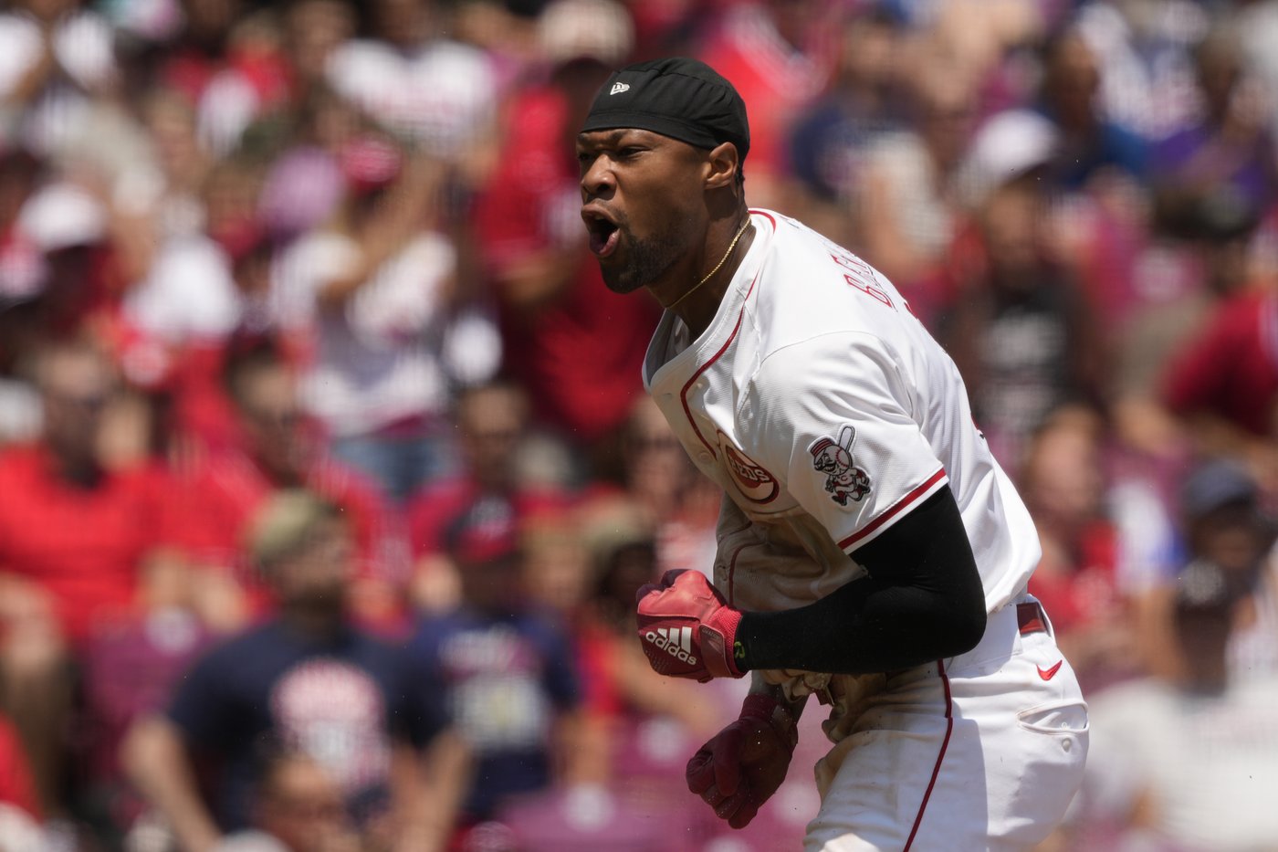 Will Benson homers as Reds even series against Braves with a 3-2 win | iNFOnews.ca