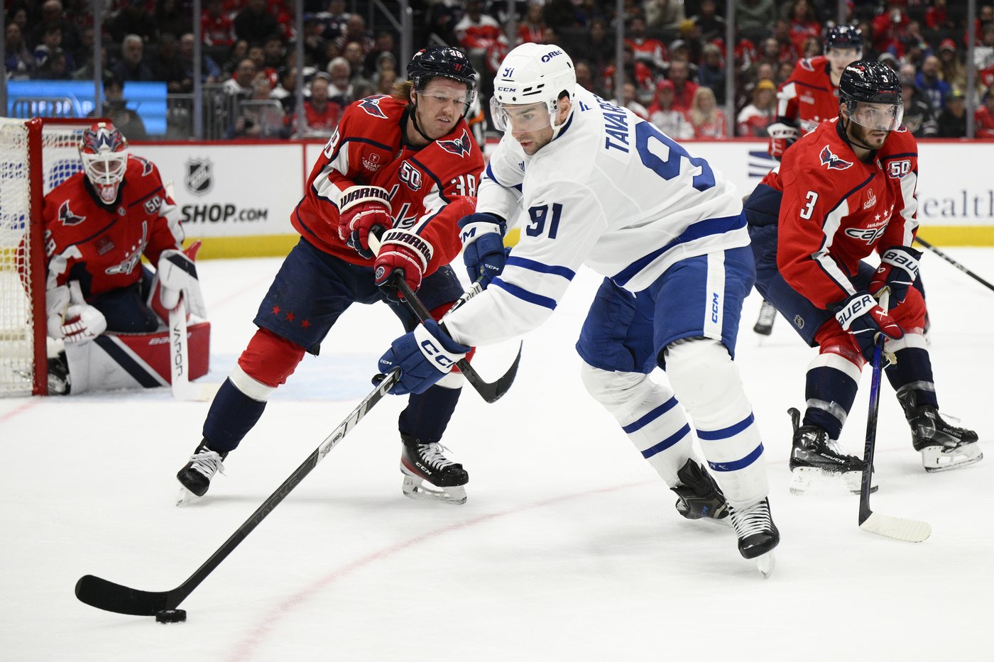 Tavares scores in OT as Maple Leafs rally to clip Capitals 4-3 | iNFOnews.ca