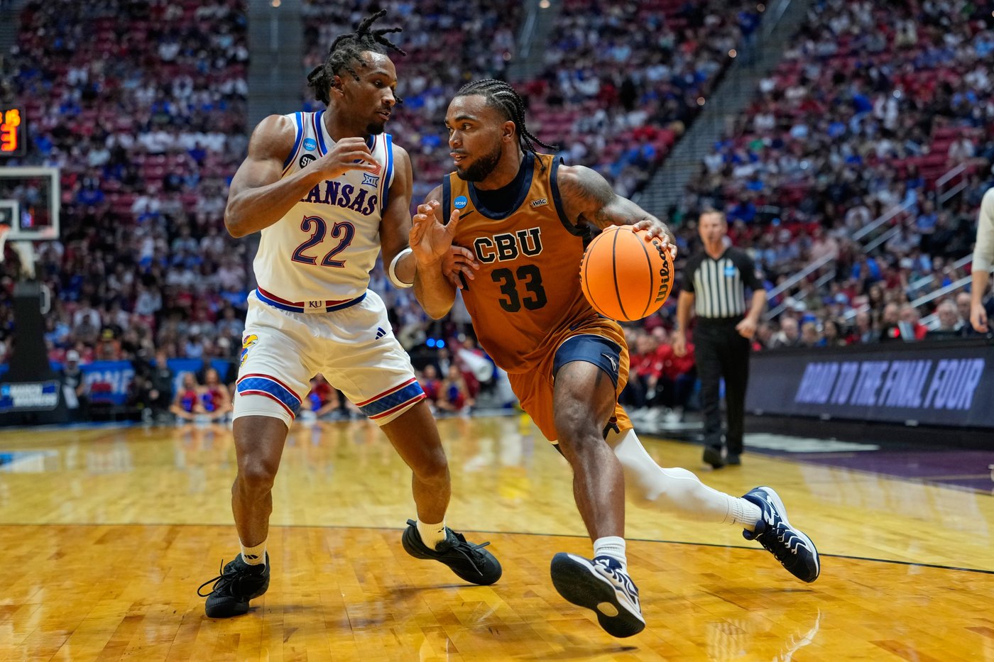 Peterson scores 28 points as Kansas hangs on to beat March Madness newcomer Cal Baptist 68-60 | iNFOnews.ca Peterson scores 28 points as Kansas hangs on to beat March Madness newcomer Cal Baptist 68-60 | iNFOnews.ca