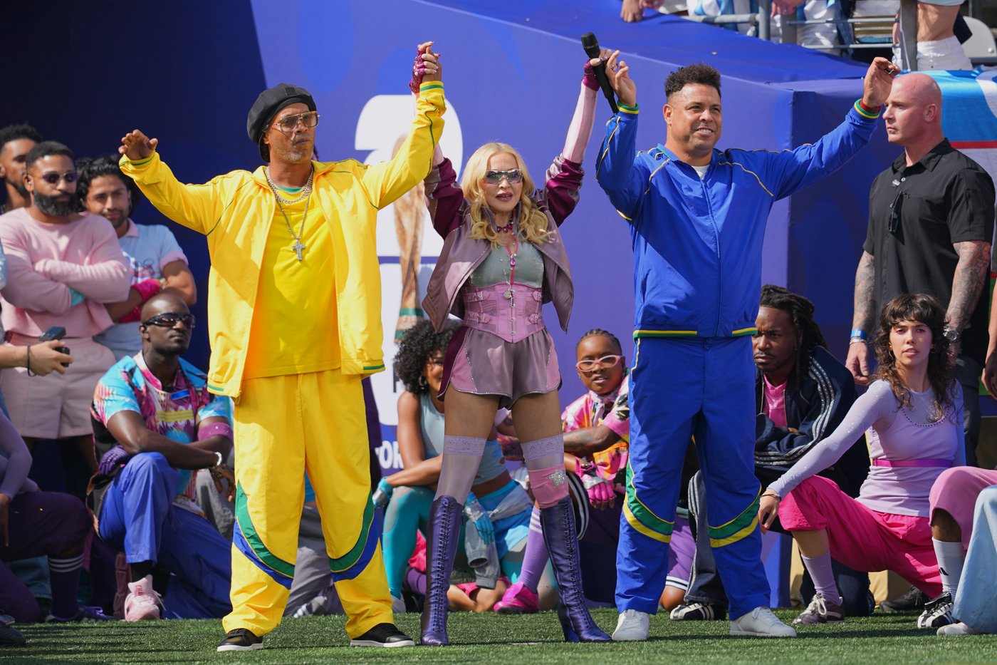 Performers take to the stage at the World Cup final, in photos | iNFOnews.ca