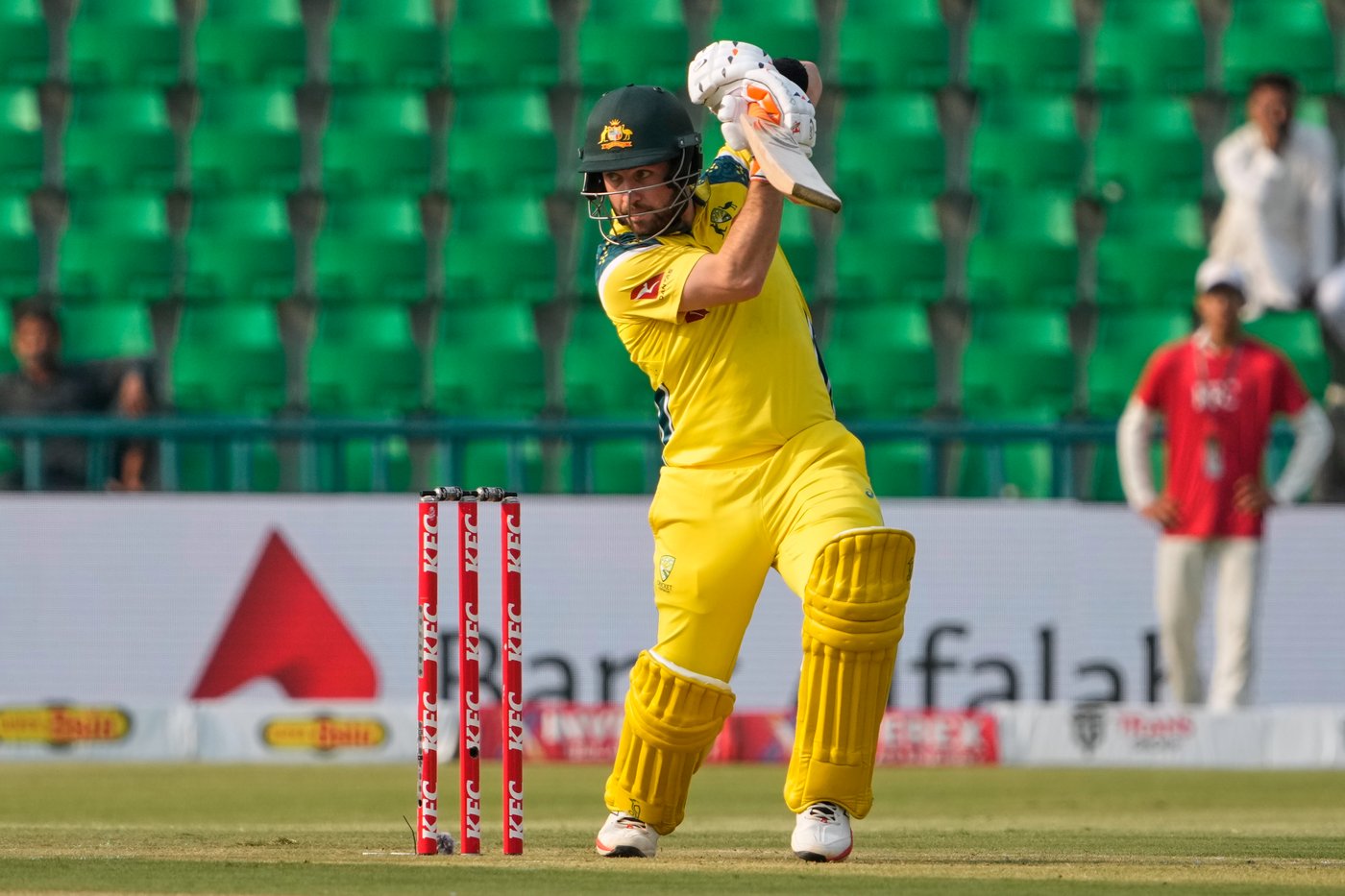 Nathan Ellis shines as Australia beats Pakistan by 41 runs to level ODI series | iNFOnews.ca Nathan Ellis shines as Australia beats Pakistan by 41 runs to level ODI series | iNFOnews.ca