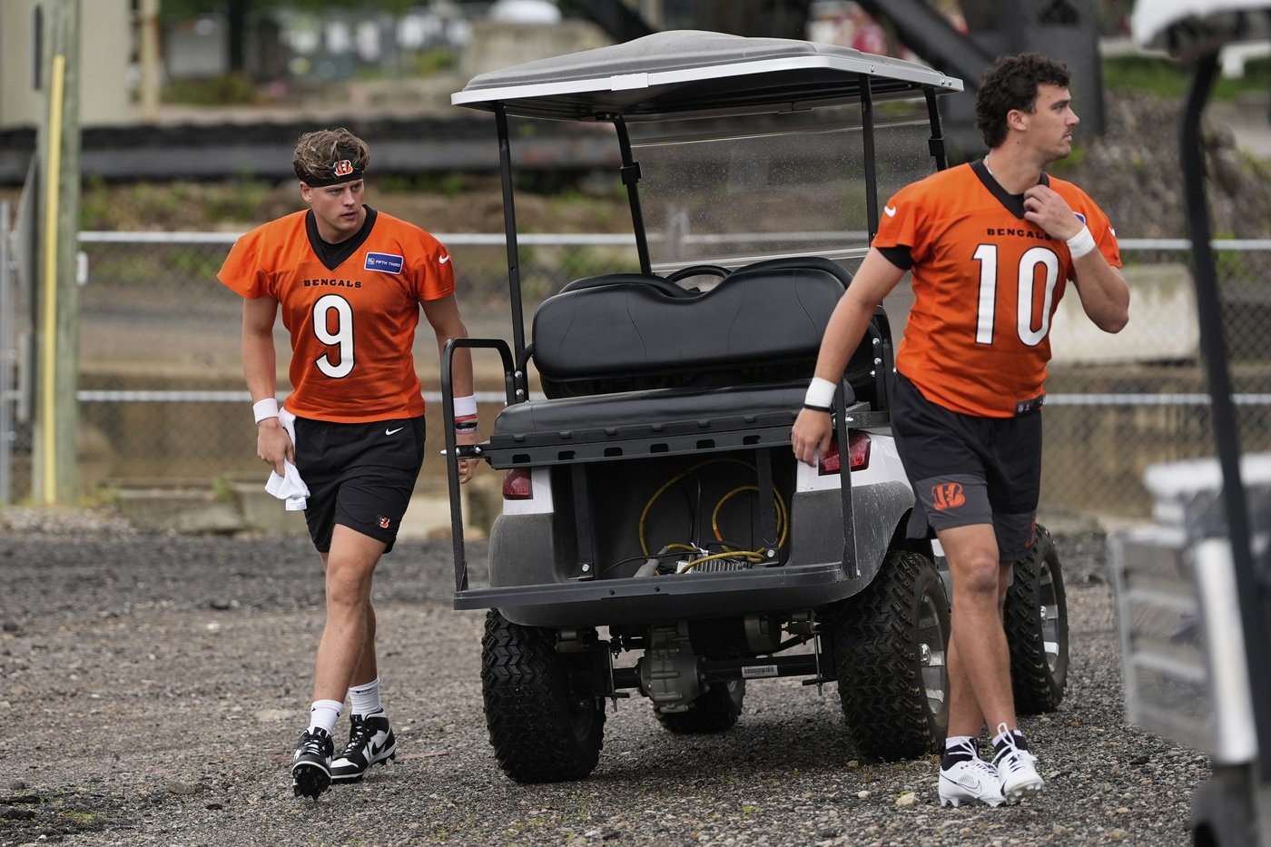 Bengals' Joe Burrow credits Peyton Manning for his involvement in Netflix's 'Quarterback' series | iNFOnews.ca Bengals' Joe Burrow credits Peyton Manning for his involvement in Netflix's 'Quarterback' series | iNFOnews.ca