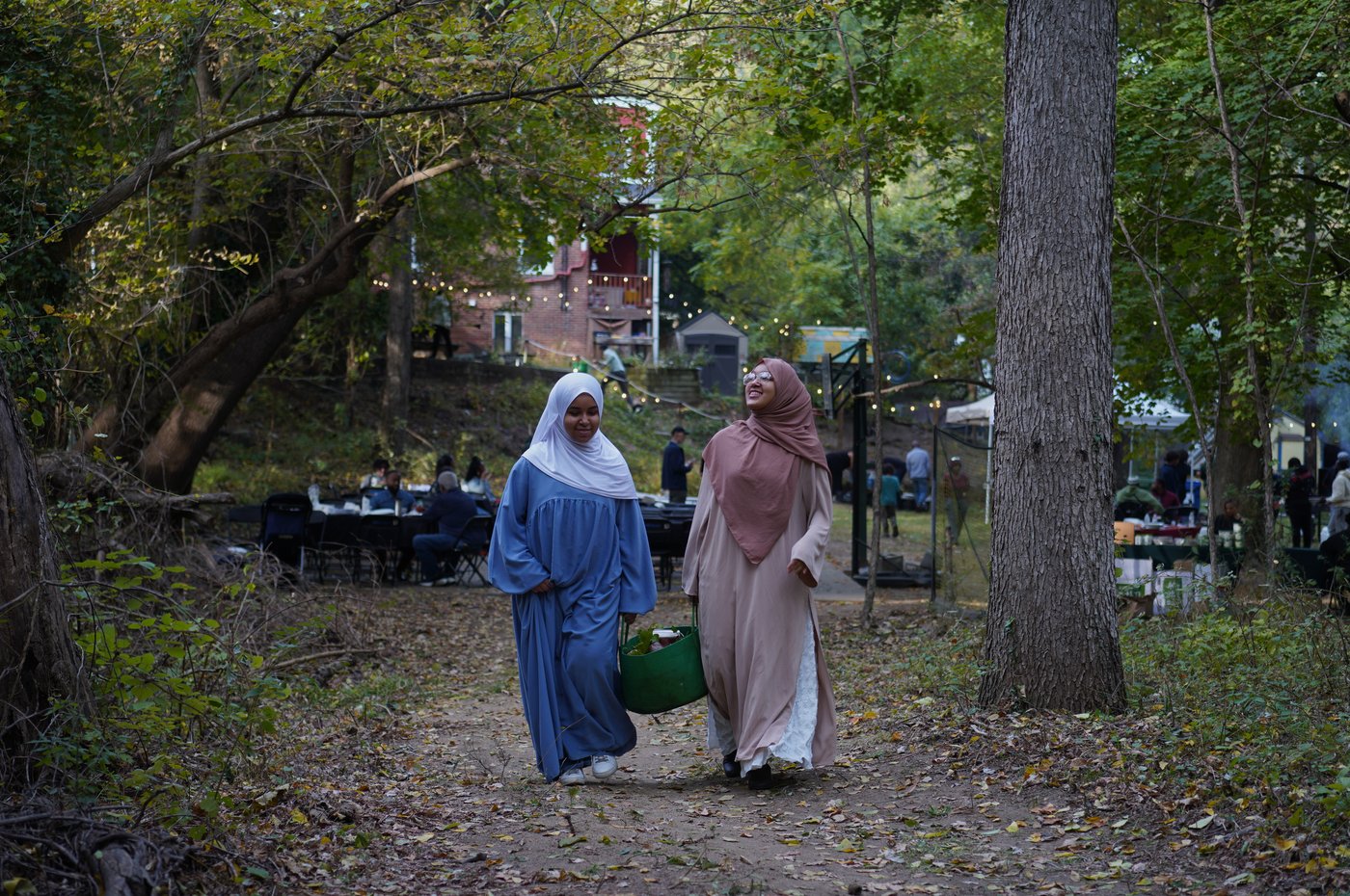 PHOTO ESSAY: Grassroots groups tackle social isolation | iNFOnews.ca