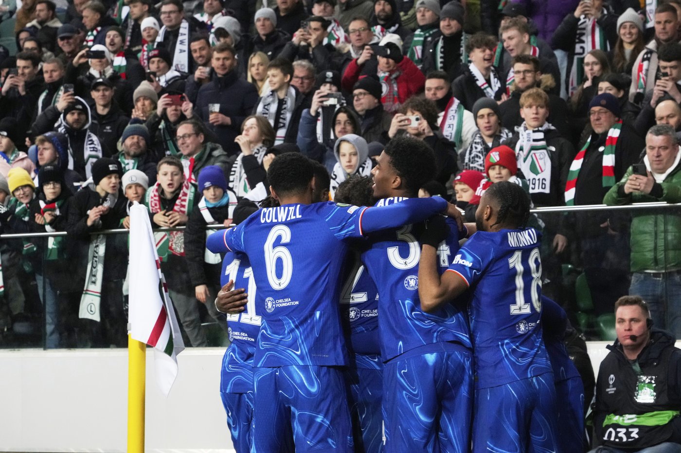 Onana at fault twice as Man United draws 2-2 at Lyon, Tottenham held at home, Chelsea stays perfect | iNFOnews.ca