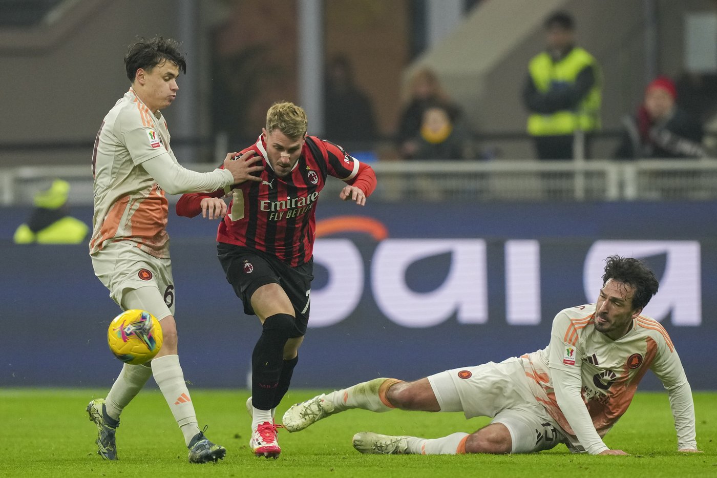 Milan's new signings help the Rossoneri beat Roma 3-1 to reach Italian Cup semifinals | iNFOnews.ca Milan's new signings help the Rossoneri beat Roma 3-1 to reach Italian Cup semifinals | iNFOnews.ca