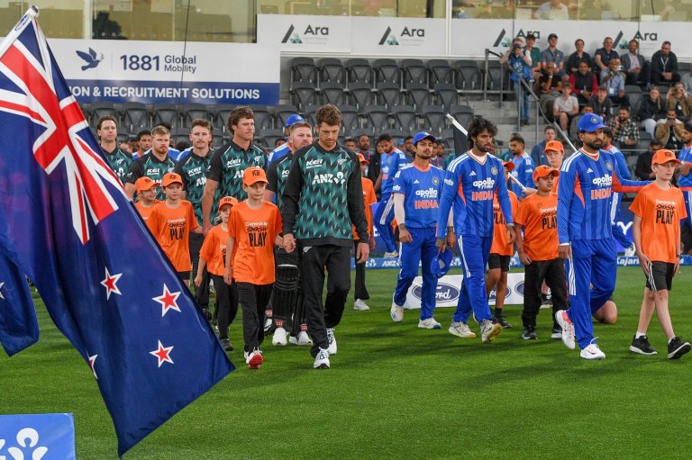 India wins the toss and bowls in the 1st T20 cricket international against New Zealand | iNFOnews.ca