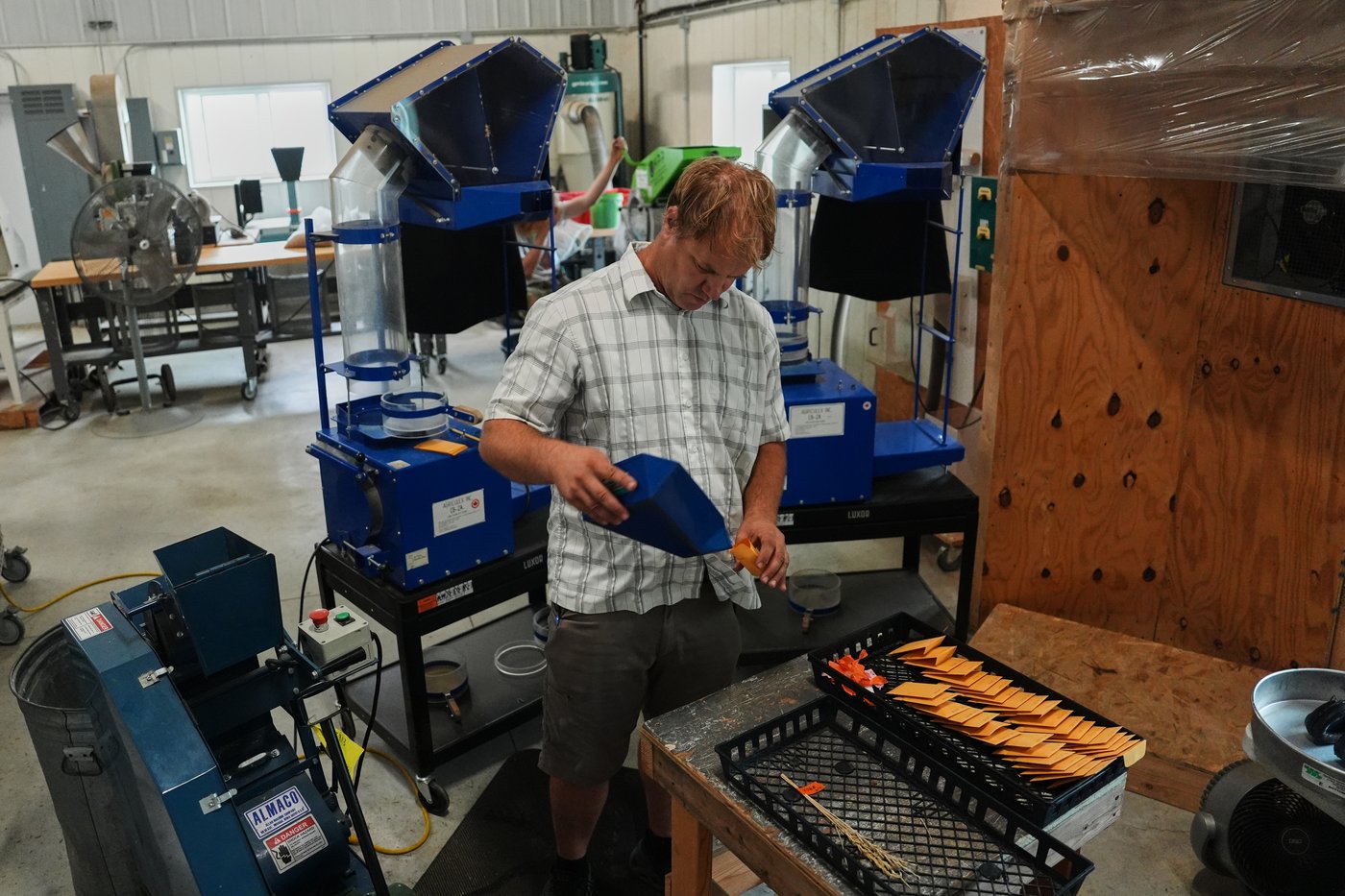 Farmers turn to perennial grains as one solution to extreme weather | iNFOnews.ca