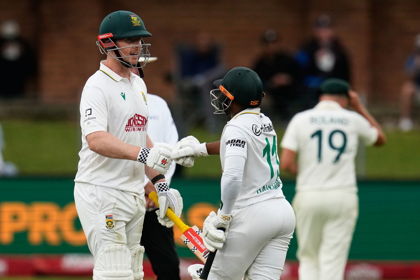 Skipper Bavuma’s 179 puts South Africa in control in 2nd test vs Australia | iNFOnews.ca Skipper Bavuma’s 179 puts South Africa in control in 2nd test vs Australia | iNFOnews.ca