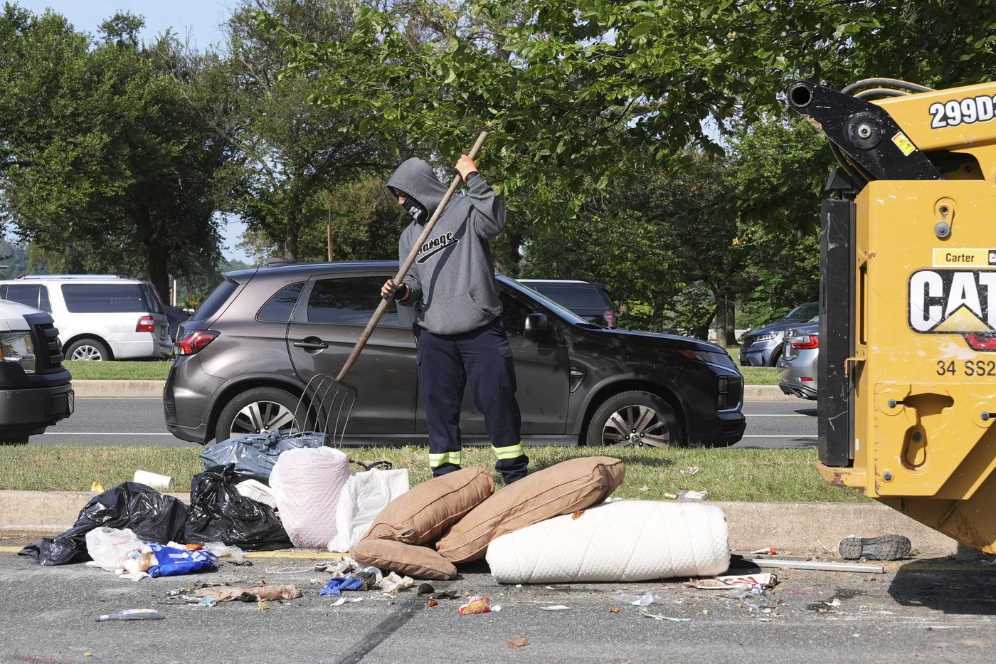 DC's homeless pack up as sweeps are expected. What we know about Trump's plan to clear encampments | iNFOnews.ca
