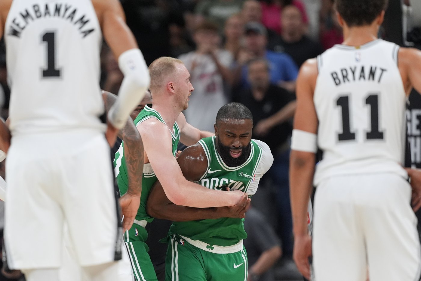 Celtics' Brown ejected in first half after argument with officials in matchup with Spurs | iNFOnews.ca Celtics' Brown ejected in first half after argument with officials in matchup with Spurs | iNFOnews.ca