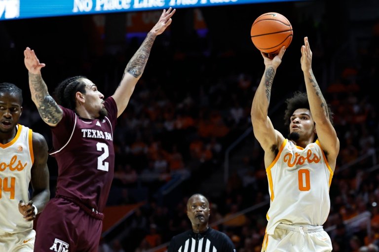 Nate Ament scores 23, 10 in 2OTs, as No. 24 Tennessee tops Texas A&M 87-82 | iNFOnews.ca