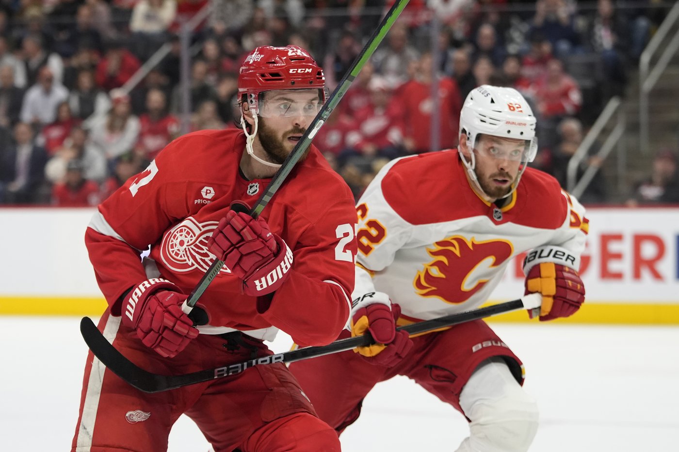 Lucas Raymond scores in OT as Red Wings beat Flames 2-1 | iNFOnews.ca Lucas Raymond scores in OT as Red Wings beat Flames 2-1 | iNFOnews.ca