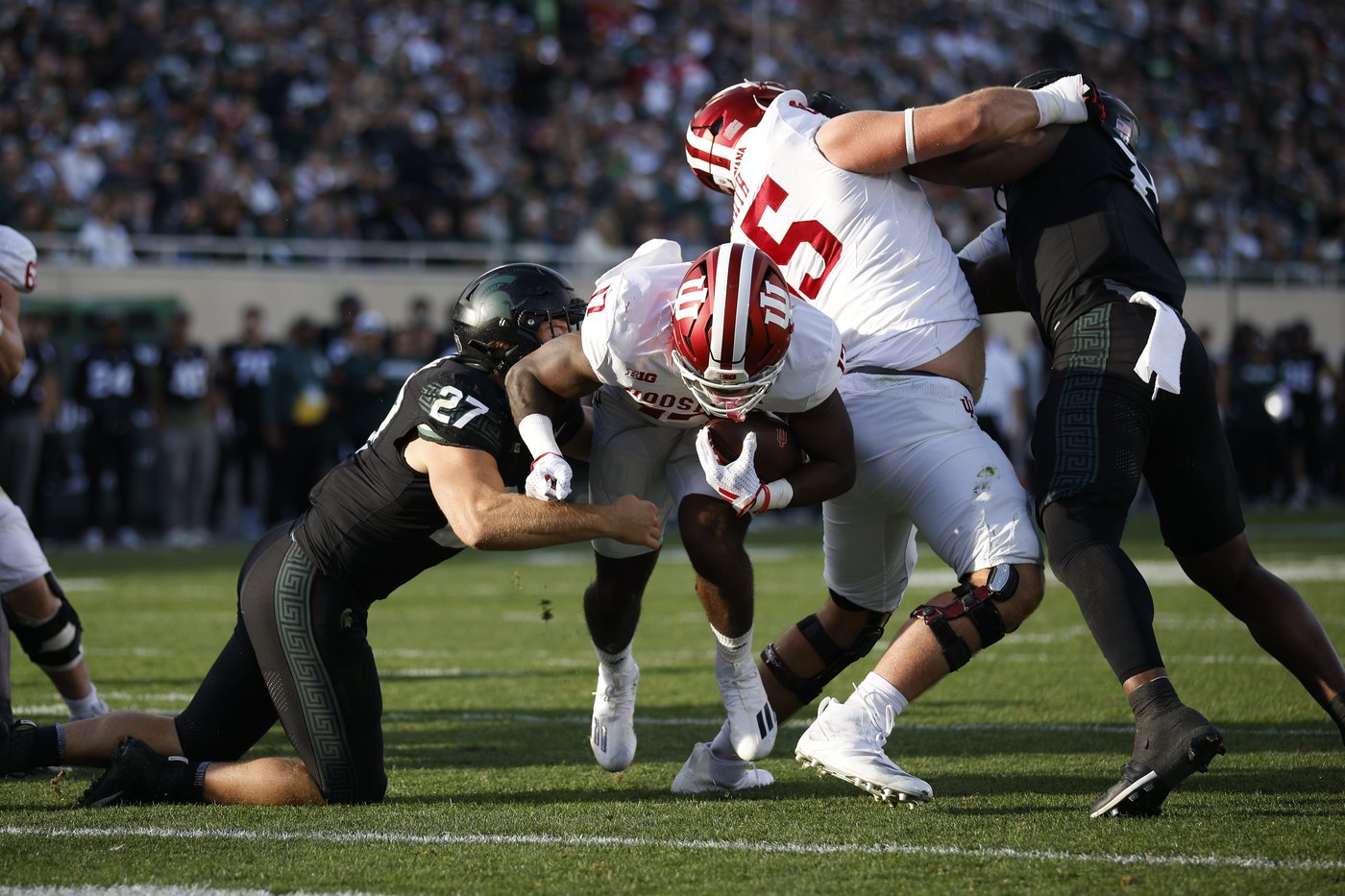No. 8 Indiana hopes to keep perfect record and playoff hopes intact against Michigan | iNFOnews.ca