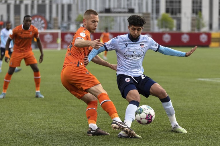Semi-pro Saint-Laurent draws Forge 1-1 to open Canadian Championship quarterfinal | iNFOnews.ca