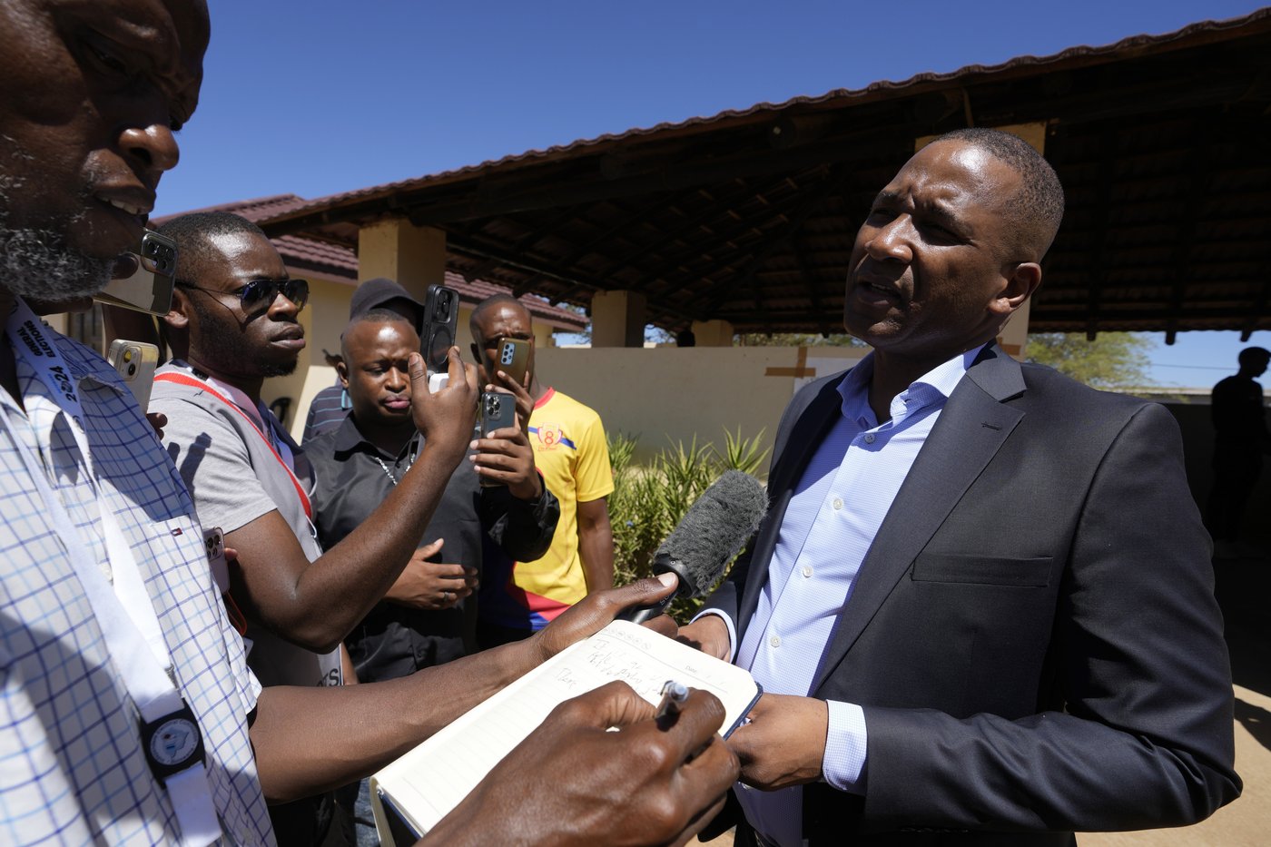 Botswana president concedes defeat in election, ending ruling party's 58 years in power | iNFOnews.ca Botswana president concedes defeat in election, ending ruling party's 58 years in power | iNFOnews.ca