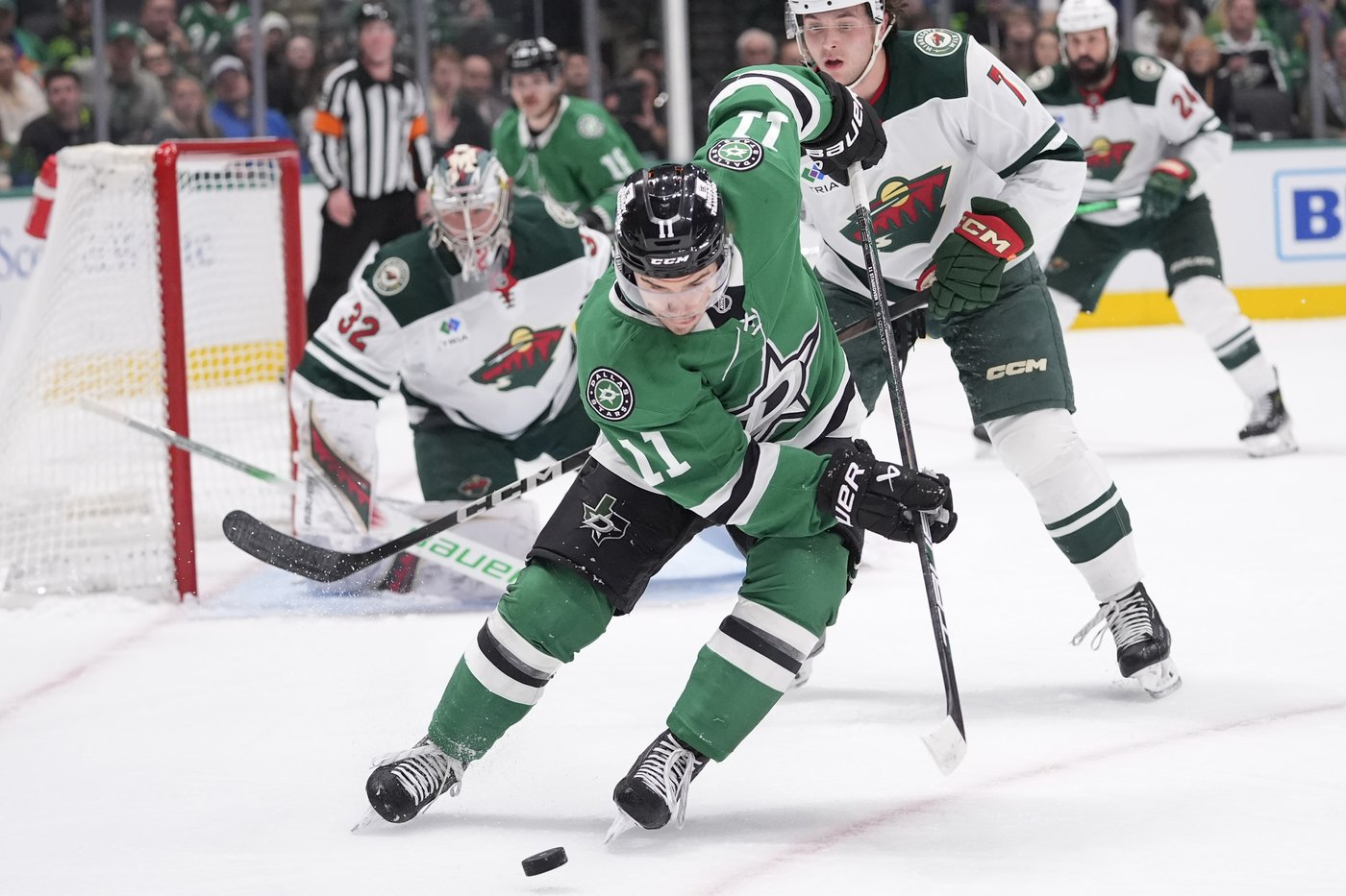 Faber scores 35 seconds into OT as Wild rally from two goals down to beat Stars 3-2 | iNFOnews.ca Faber scores 35 seconds into OT as Wild rally from two goals down to beat Stars 3-2 | iNFOnews.ca