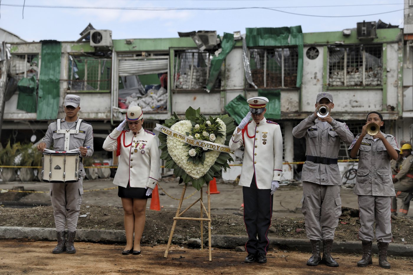 A Mexican's teen 15th birthday goes viral and more top photos this week from Latin America | iNFOnews.ca