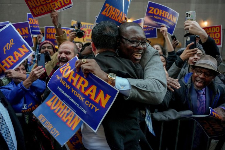 Photos of the first New York City mayoral debate between Mamdani, Cuomo and Sliwa | iNFOnews.ca