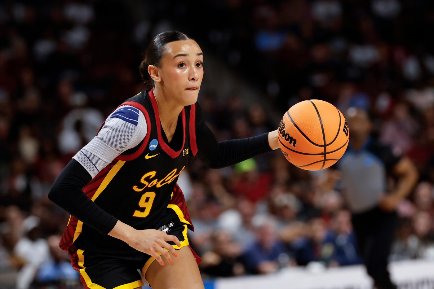Edwards, Okot power top-seed South Carolina into Sweet 16 with 101-61 victory over USC | iNFOnews.ca
