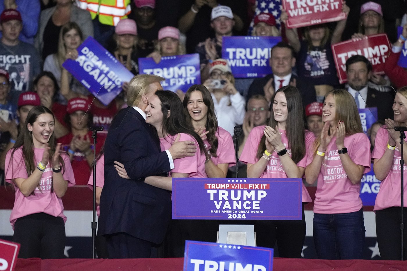 Trump wants to narrow his deficit with women but he's not changing how he talks about them | iNFOnews.ca