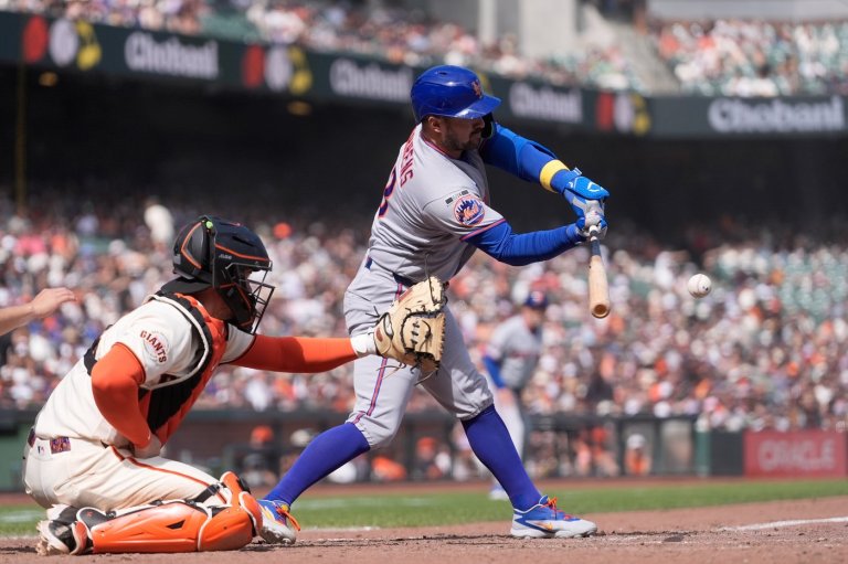 Torrens' pinch-hit double keys Mets' 4-run 8th as New York knocks off the Giants again, 5-2 | iNFOnews.ca