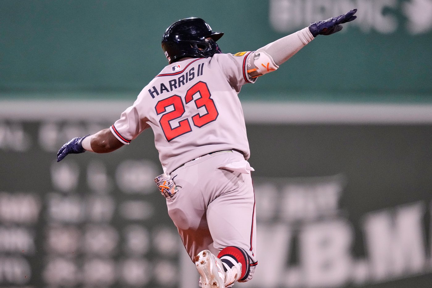 Michael Harris II homers, has 4 hits to help Braves outlast Red Sox 7-6 | iNFOnews.ca
