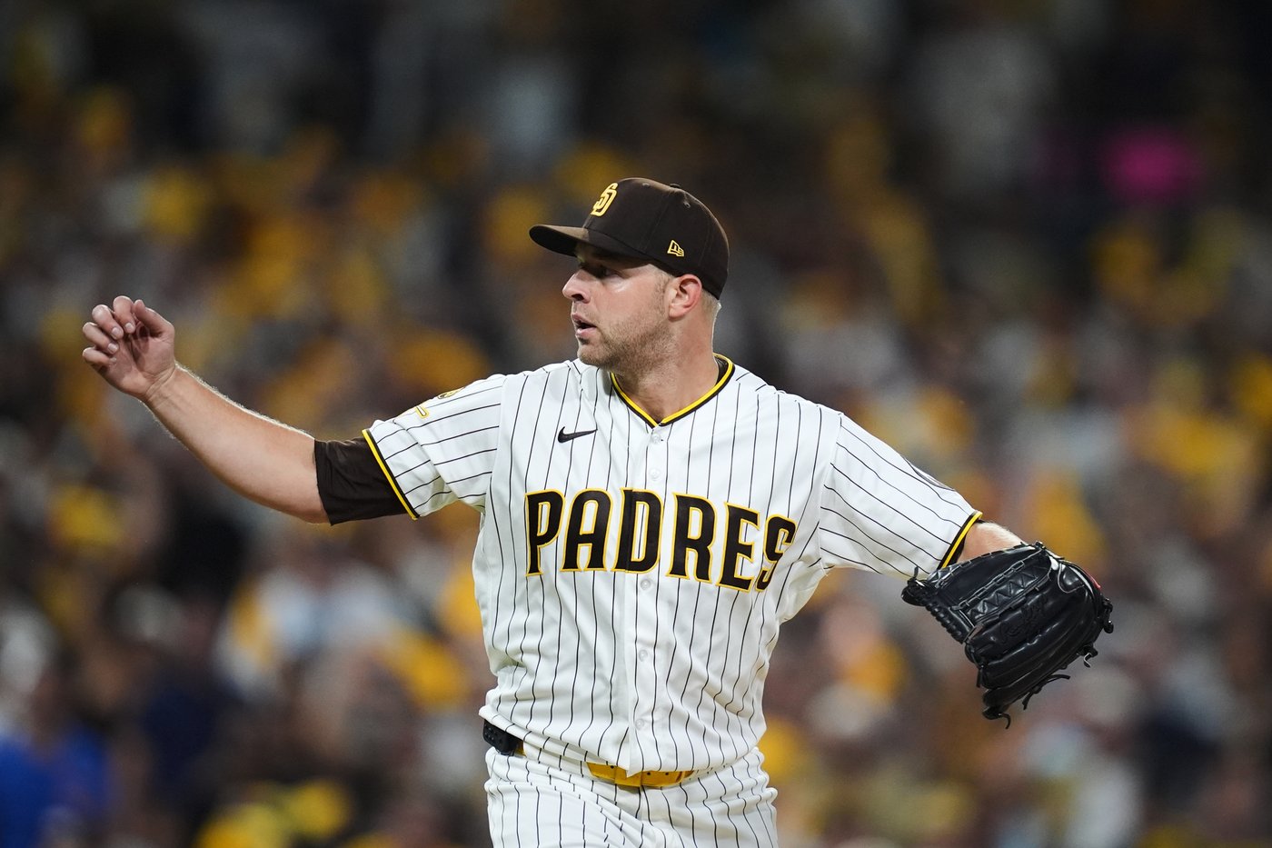 Padres' Michael King loses no-hit bid in 7th inning of playoff opener against the Cubs | iNFOnews.ca