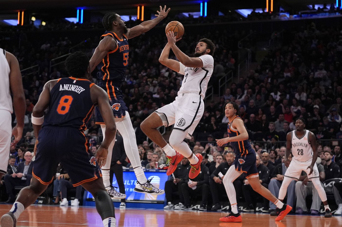 Brunson's 3-pointer with 6.2 seconds left gives Knicks 124-122 win over Nets in NBA Cup | iNFOnews.ca