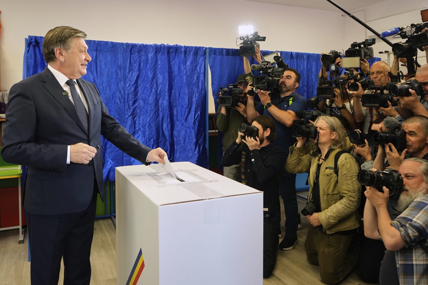 PHOTO COLLECTION: Romania Election | iNFOnews.ca