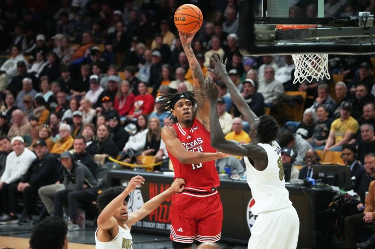 No. 14 Texas Tech hangs on for 73-71 victory at Colorado | iNFOnews.ca