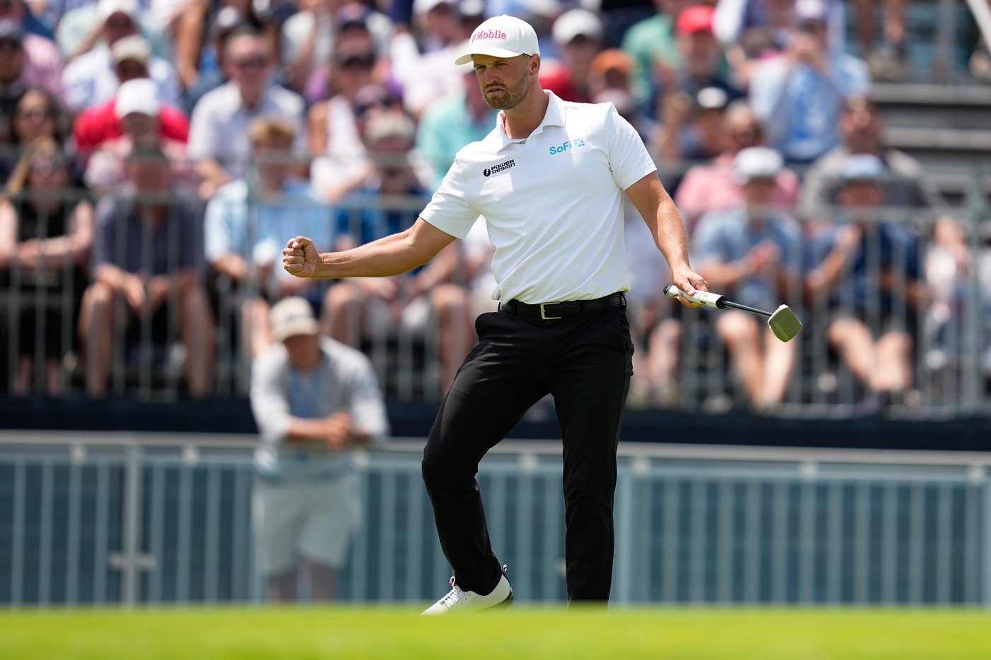 A year after smashing a locker, Wyndham Clark finds himself leading at another US Open | iNFOnews.ca A year after smashing a locker, Wyndham Clark finds himself leading at another US Open | iNFOnews.ca
