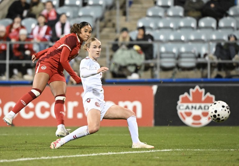 Smith scores late equalizer as Canada salvages 1-1 draw with Denmark | iNFOnews.ca