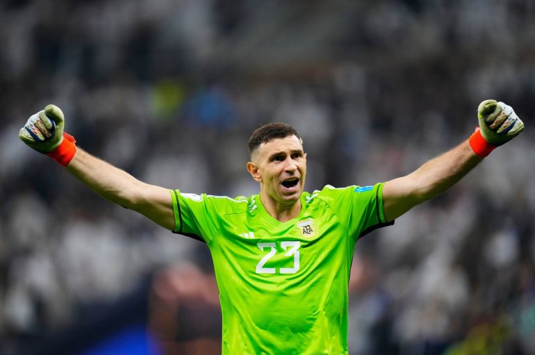 Emiliano Martínez’s mind games: From childhood tricks to FIFA’s code for goalkeepers | iNFOnews.ca
