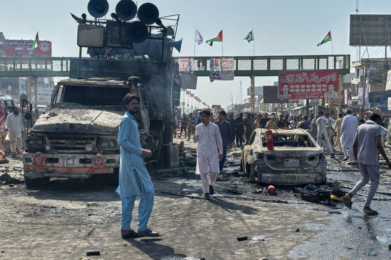 Pakistan police officer killed as authorities attempt to stop pro-Palestinian march | iNFOnews.ca