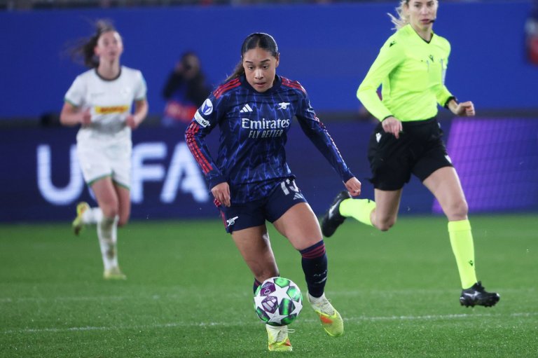 Titleholder Arsenal drawn on path to face Chelsea in Women's Champions League quarterfinals | iNFOnews.ca