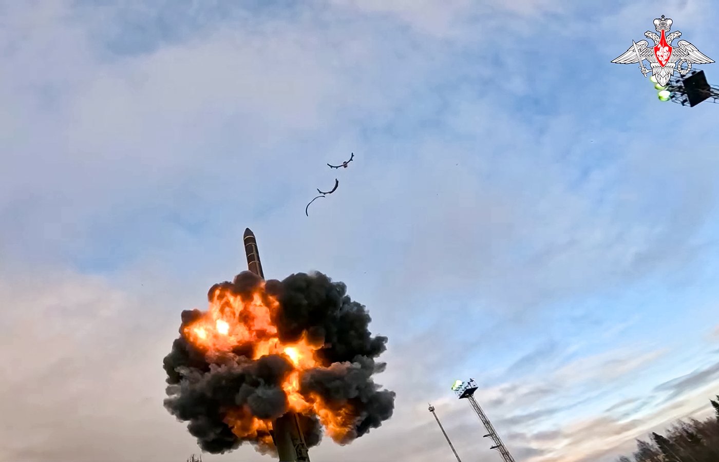 Putin launches drills of Russia's nuclear forces simulating retaliatory strikes | iNFOnews.ca