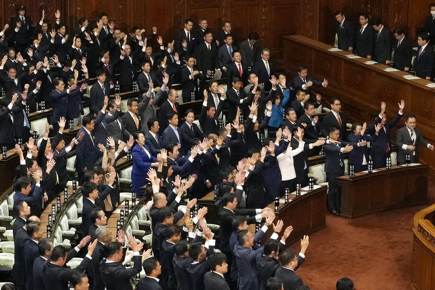 Japan's new PM dissolves the lower house of parliament to set up a snap election | iNFOnews.ca