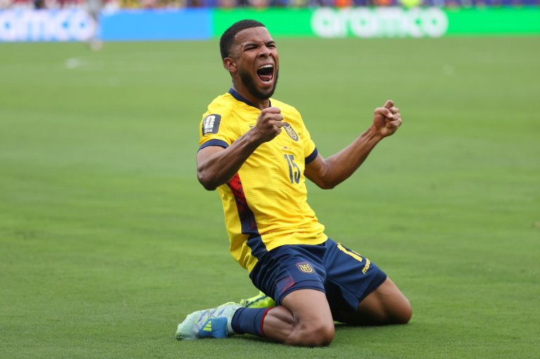 Ecuador advances to World Cup knockout rounds, beats Germany 2-1 on Plata's 77th-minute goal | iNFOnews.ca