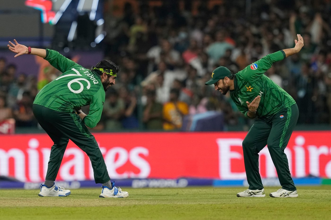Pakistan bowler Tariq and his unusual delivery courts controversy at the T20 World Cup | iNFOnews.ca Pakistan bowler Tariq and his unusual delivery courts controversy at the T20 World Cup | iNFOnews.ca