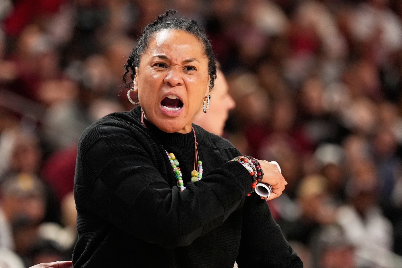 South Carolina coach Dawn Staley pleased the WNBA and players' union reached an agreement | iNFOnews.ca South Carolina coach Dawn Staley pleased the WNBA and players' union reached an agreement | iNFOnews.ca